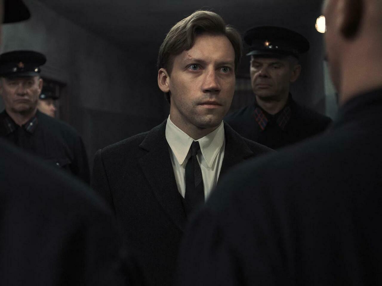 Két ügyész előzetes